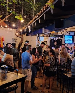 Leo's Bar